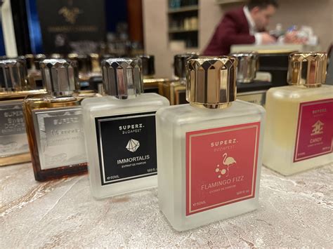 superz perfume budapest.